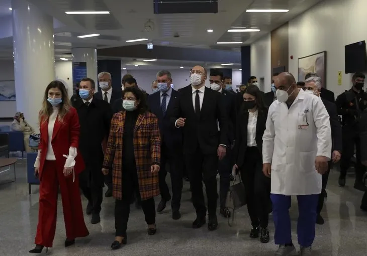 Ukrayna Başbakanı Denis Şmıgal Ankara Şehir Hastanesini ziyaret etti