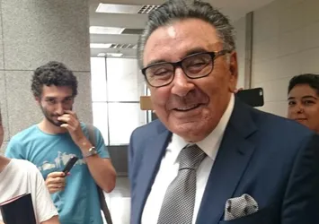 Aydın Doğan hakim karşısına çıktı