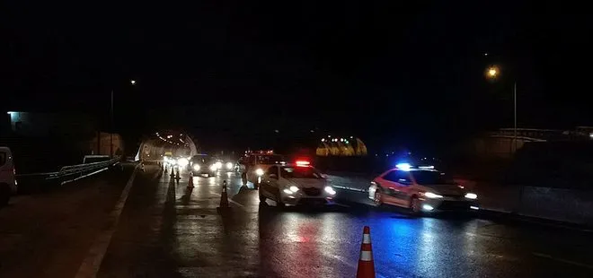 TEM Otoyolu İstanbul istikameti trafiğe açıldı! Trafik 2 şeritten kontrollü olarak sağlanıyor...
