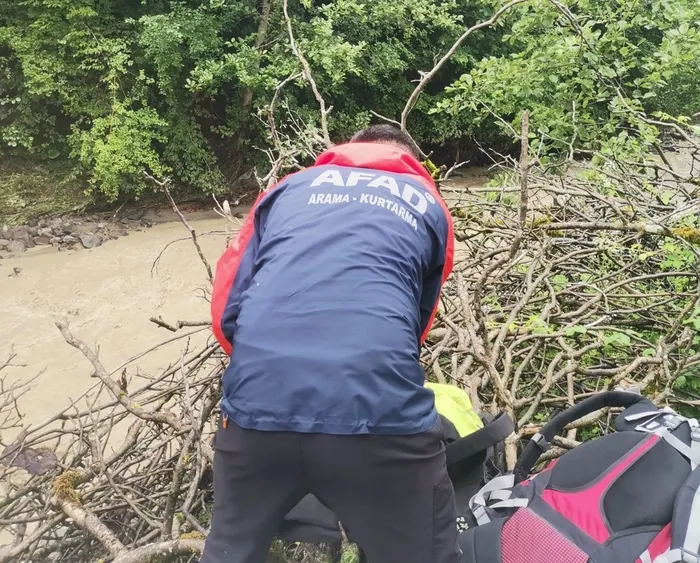 orduda-selde-can-kaybi-1720364835726.jpg Ordu ve Samsun'da sel felaketi! 1 kişi hayatını kaybetti | Meteoroloji'den uyarı - 3