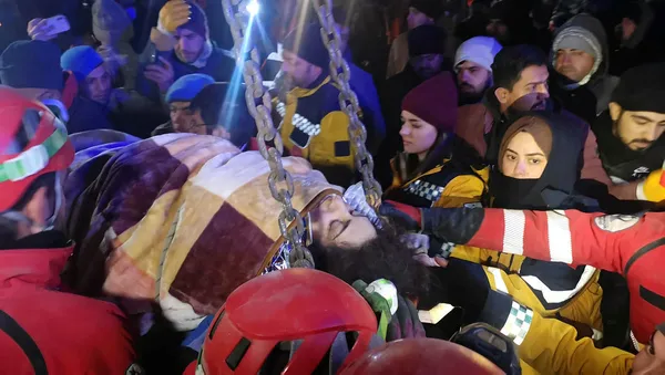 112 saat sonra Kahramanmaraş ve Gaziantep’te 2 kişi enkazdan sağ çıkarıldı