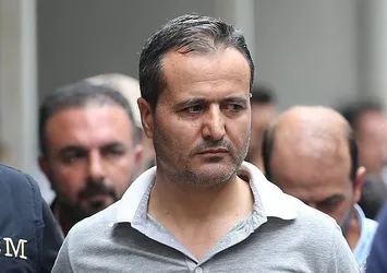 Darbeci komutana özel ilgi gösteren astsubaya dava