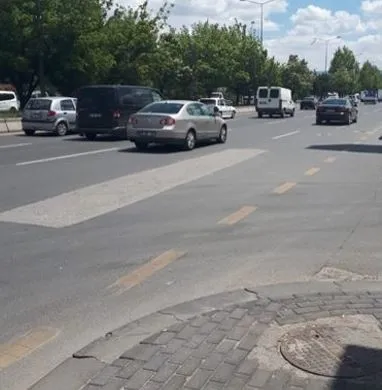 ankaranin-her-yagmurda-neden-sele-teslim-oldugu-ortaya-cikti-mazgallar-asfaltla-kapatilmis-1627313402066.jpg CHP'li Mansur Yavaş'ın 'altyapıya yatırım yapmadılar' yalanı kısa sürdü! Gerçekleri 2 fotoğraf karesi ortaya çıkardı - 5