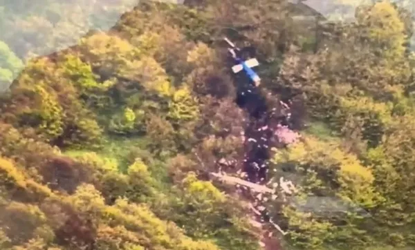 iran-cumhurbaskanligi-ofisi-baskani-ismaili-reisinin-helikopter-kazasinda-yasananlari-anlatti-kosullar-son-der-1716318205892.jpeg İran Cumhurbaşkanlığı Ofisi Başkanı İsmaili Reisi’nin helikopter kazasında yaşananları anlattı: "Pilotumuz 30 saniye sonra fark etti..."