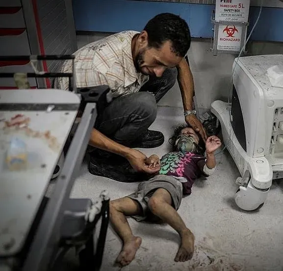 1700168823687.jpeg Soykırım devletinin başkanı Netanyahu'nun "Hamas hastanelere sığındı" palavrası ifşa oldu! Amerikalı gazeteci: Yüzlerce Filistinli Şifa'da kalıyor - 3