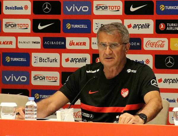 Şenol Güneş'ten Azerbaycan maçı sonrası sakatlık açıklaması - 1