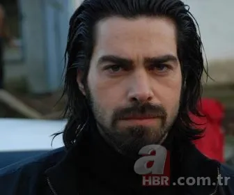 Uğur Pektaş öpüşeyecek 6