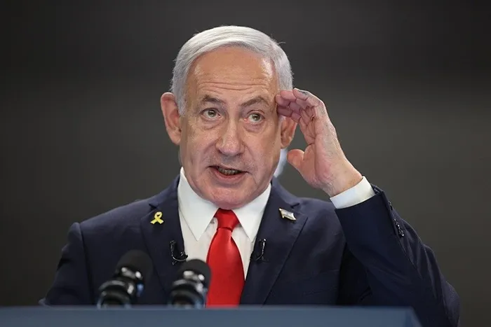 milli-savunma-bakanligi-suriyede-bolucu-unsurlara-gecit-verilmemeli-1756372871866.jpeg İsrail'in katil başbakanı Netanyahu (AA)