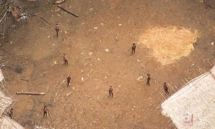 26 yıl kimseyle konuşmayan Çukur Adam öldü! Dış dünyayla teması olmayan kabilenin son üyesiydi 25