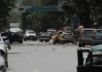 Afganistan'da bombalı saldırı: 18 yaralı