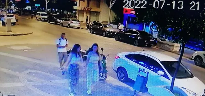 Antalya sokaklarında genç kızlara taciz şoku! Meydan dayağı atıldı polislere teslim edildi