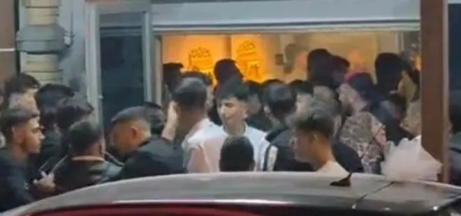 Kartal'da düğün salonunda tekmeli yumruklu kavga! Çevredekiler güçlükle ayırdı