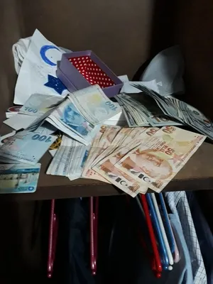 FETÖ'nün gaybubet evinden binlerce döviz ve Türk Lirası çıktı! - 2