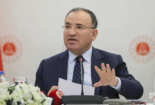 Son dakika: Adalet Bakanı Bekir Bozdağ’dan Sinan Ateş cinayeti açıklaması! Kimliği belli tetikçi aranıyor