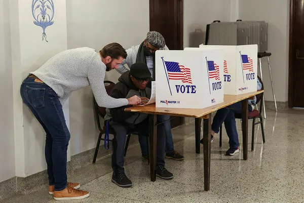 ABD kritik ara seçimler için sandık başında! İki yıl boyunca hiçbir bütçe geçmeyebilir...