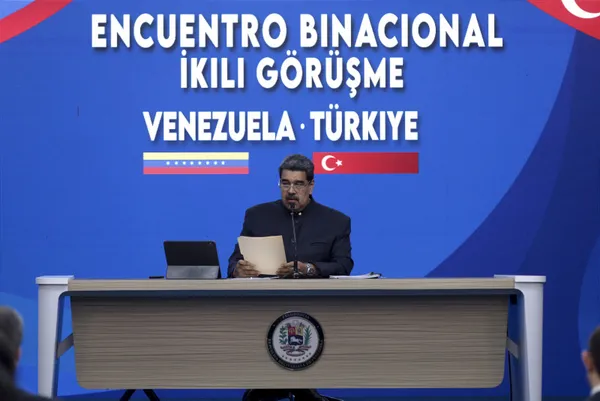 Venezuela Devlet Başkanı Nicolas Maduro Türk heyetini kabul etti! Başkan Erdoğan’a övgü dolu sözler: Türk halkı bilmelidir ki o koca yüreklidir
