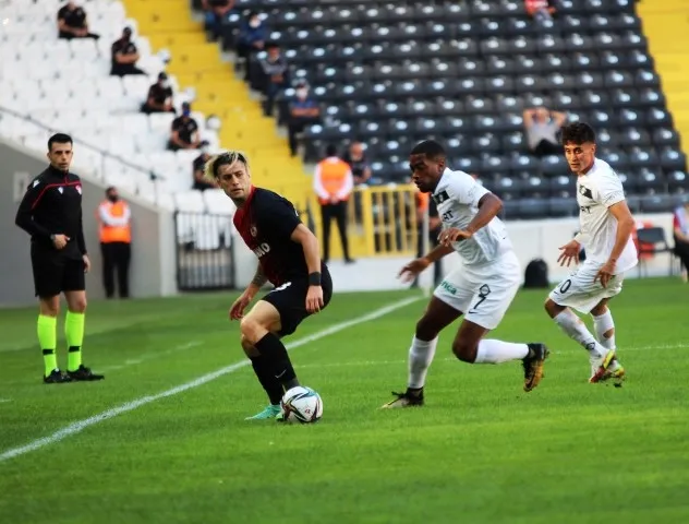 Gaziantep FK 4-1 Altay MAÇ SONUCU-ÖZET - Süper Lig 8. hafta puan durumu