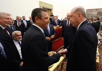 Başkan Erdoğan ile CHP lideri Özgür Özel yeni yıl sohbetinde ne konuştu? "Terörsüz Türkiye" adımına destek