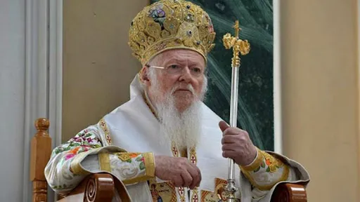 Fener Rum Patriği Bartholomeos hastaneye kaldırıldı