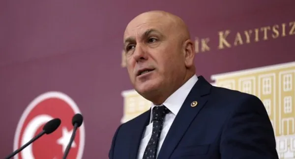 1611088562435.jpg Muharrem İnce'nin esas hedefi ne? Eski İYİ Partili iki vekil İnce'nin partisine geçecek mi? Emine Kavasoğlu canlı yayında açıkladı! - 4