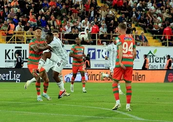 Alanya'da puanlar 1-1 paylaşıldı! Beşiktaş 3.'lük iddiasını kaybetti