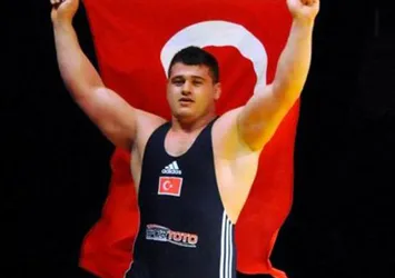 Rıza Kayaalp Avrupa Şampiyonu!
