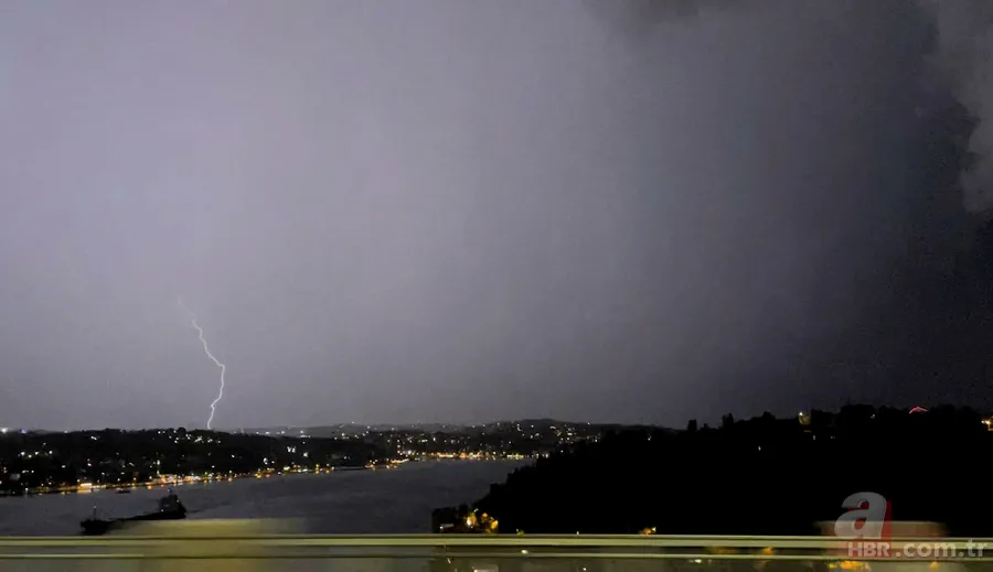 Mart kılığında Temmuz yaşanıyor! İstanbul'da sağanak yağış ne zaman bitecek? Meteoroloji son dakika hava durumu uyarısı 5