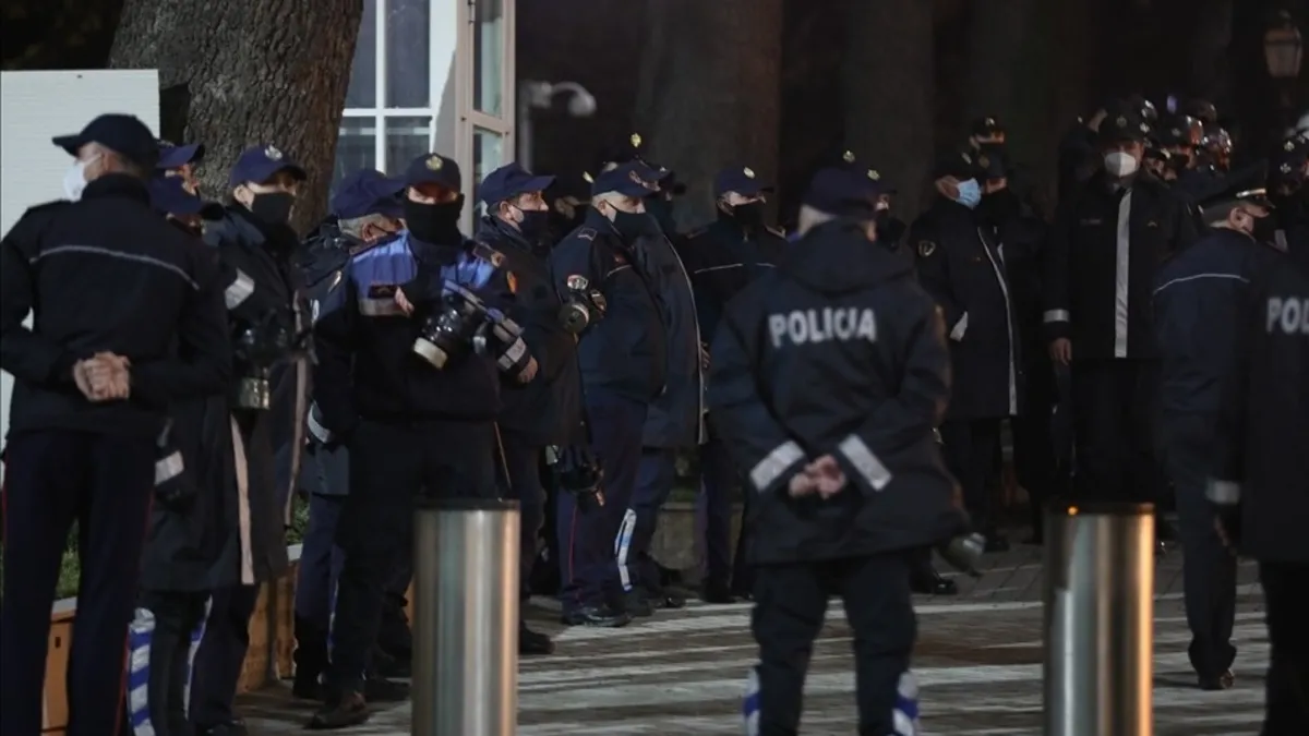 Arnavutluk'ta bir hakim silahlı saldırıda hayatını kaybetti