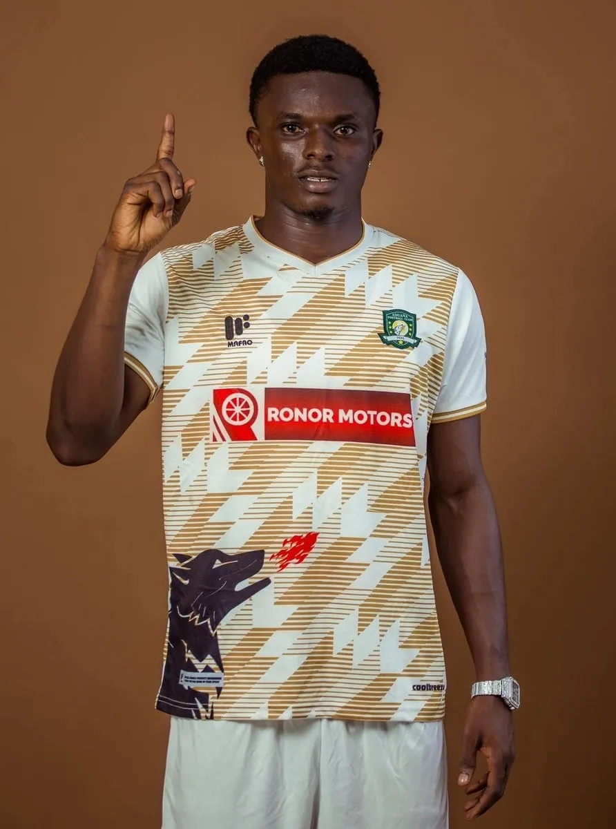 Gana'da takım otobüsüne silahlı saldırı! Genç futbolcu Dominic Frimpong hayatını kaybetti