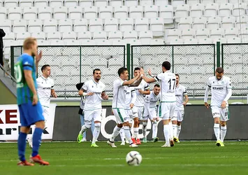 Konyaspor, Çaykur Rizespor'u 3 golle devirdi
