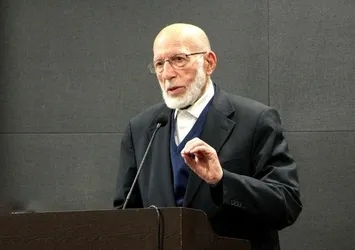 Eski Diyanet İşleri Başkanı Lütfi Doğan iddialara yanıt vererek Başkan Erdoğan'a açık desteğini ilan etti