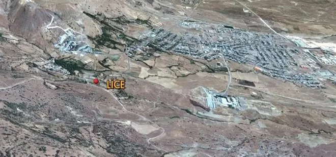 Karakola bombalı araçla intihar saldırısı: 1 asker yaralı
