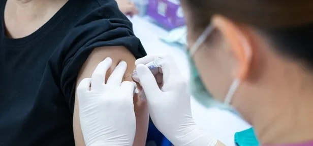 Grip aşısı koronadan korur mu? Grip aşısı randevu nasıl alınır? Grip aşısı kimlere, ne zaman yapılır? İşte uzman yorumları... - 2