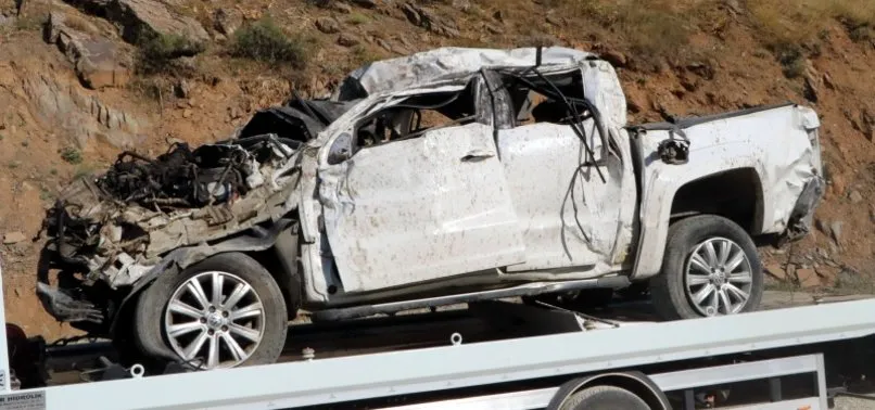 İşte 6 kişiye mezar olan o pikap! Kaza yerinden böyle götürüldü