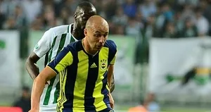 Fenerbahçe’de bir ayrılık daha!