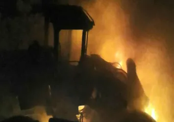 PKK'lı teröristler mermer ocağını bastı
