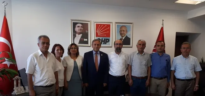 CHP’li Özgür Özel’in ’Ortaçağ zihniyeti’ açıklamasının ardıdan bir skandal da Eğitim-Sen’den: Sabah namazı buluşmaları laikliğe aykırı!