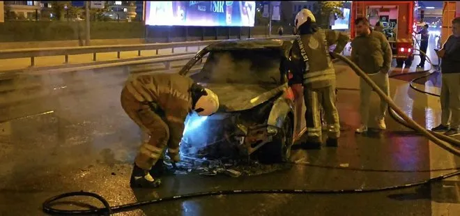 Kadıköy’de seyir halindeyken yanan otomobil itfaiyenin müdahalesiyle söndürüldü