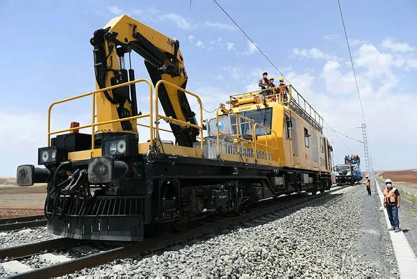 Son dakika: Ulaştırma Bakanı Adil Karaismailoğlu yurt dışı uçuşlar için tarih verdi