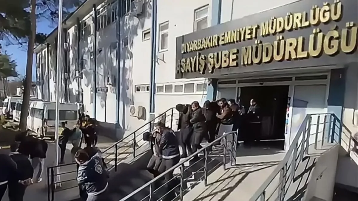 14 ilde "Son istasyon" operasyonu: 25 tutuklama
