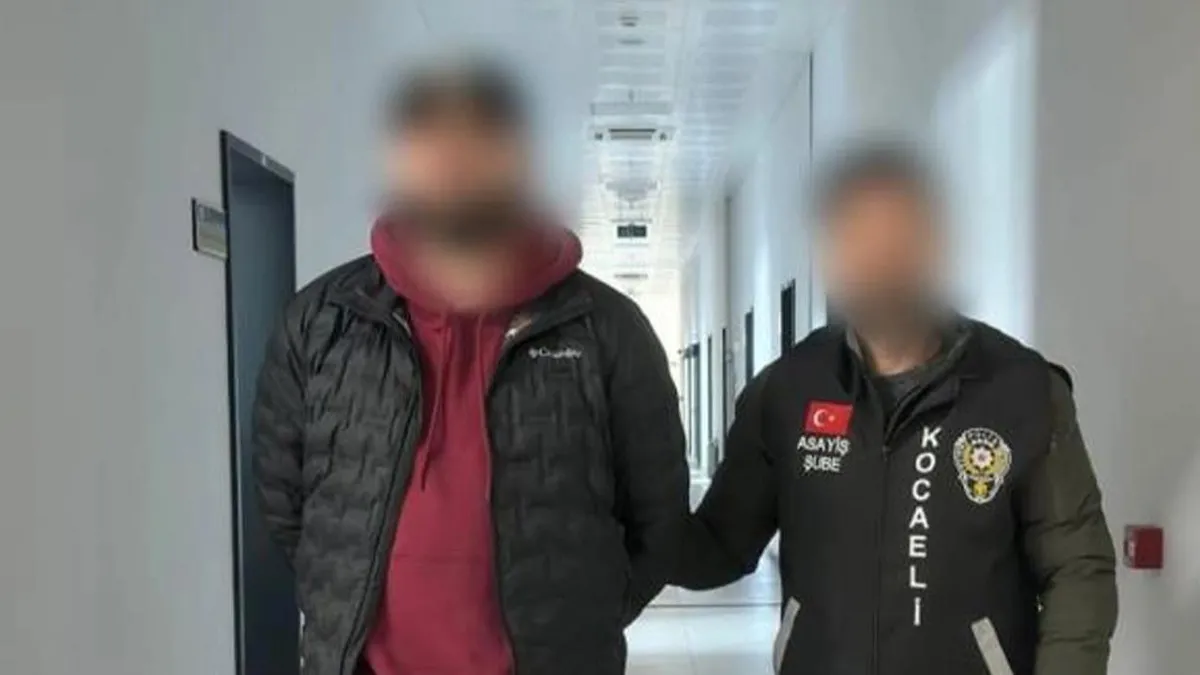 Kırmızı bültenle aranan şahıs Kocaeli'de yakayı ele verdi