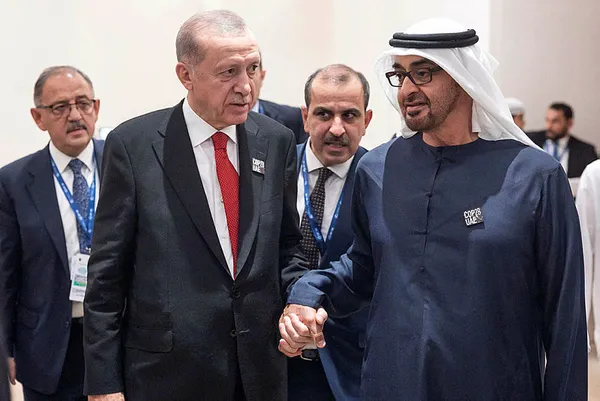 baskan-erdogandan-birlesik-arap-emirlikleri-ziyareti-donusunde-flas-aciklamalar-gazze-kasaplari-gereken-cezala-1701510942177.jpg Başkan Erdoğan'dan Birleşik Arap Emirlikleri ziyareti dönüşünde flaş açıklamalar: Gazze kasapları gereken cezaları almalı - 6