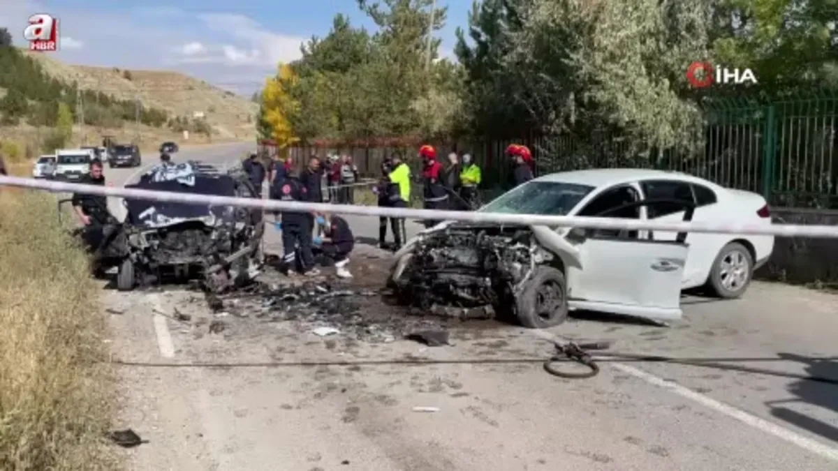 Sivas’ta iki otomobil çarpıştı: 1 ölü
