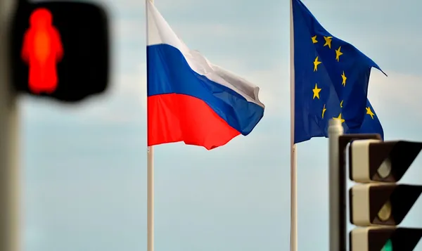 Avrupa Rusya’ya enerji yaptırımlarında frene basıyor