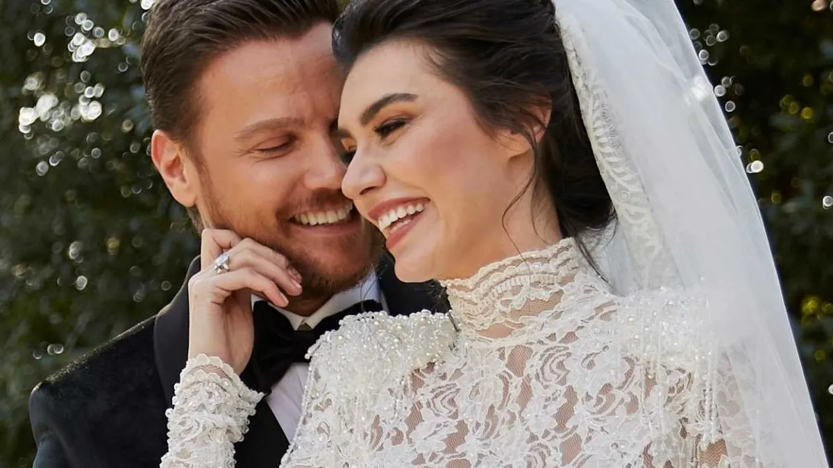 2 kez evlenip boşanmışlardı! Burcu Kıratlı'dan sert çıkış: "Bana artık Sinan'ı sormayın"