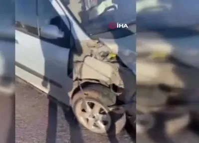 Otomobiller çarpıştı: 6 yaralı