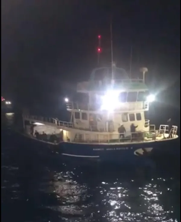 Son dakika: Kırklareli İğneada’da Türk teknesinde patlama!