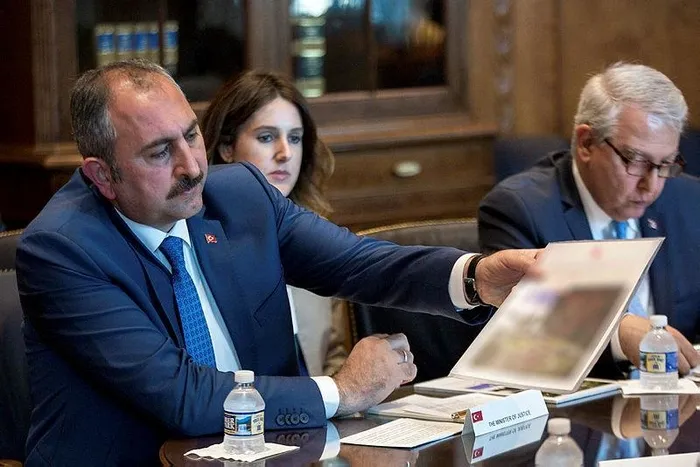 Adalet Bakanı Abdulhamit Gül’den ABD’ye FETÖ tepkisi