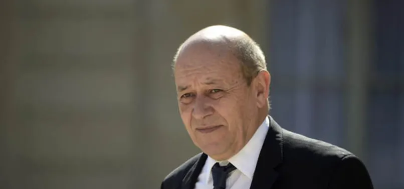 Fransa Dışişleri Bakanı Le Drian Katar'da