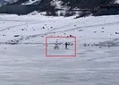 Buzla kaplı gölün üzerinde ölümle dans!